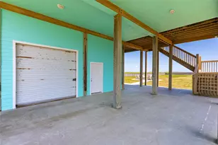 948 Barkley St, Gilchrist, TX 77617 - Photo 42