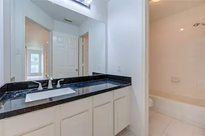 15318 Amesbury Lane, Sugar Land, TX 77478 - Photo 38