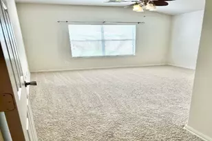 4039 Bentwood Dr, Dickinson, TX 77539 - Photo 4
