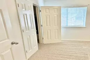 4039 Bentwood Dr, Dickinson, TX 77539 - Photo 12