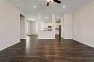 15802 Berry Hl Dr, Conroe, TX 77303 - Photo 4