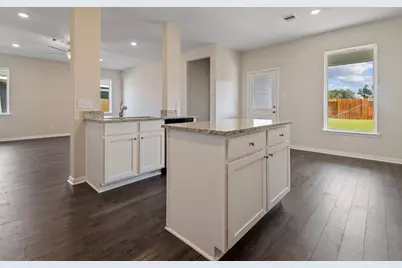15802 Berry Hill Drive, Conroe, TX 77303 - Photo 10