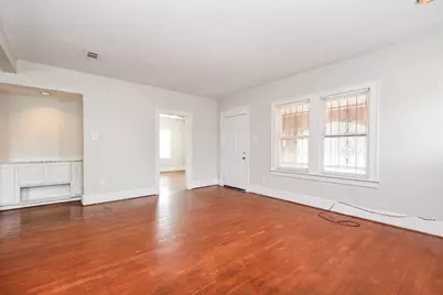 5049 Jefferson Street #B, Houston, TX 77023 - Photo 8