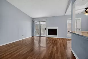 700 Thicket Ln, Houston, TX 77079 - Photo 10