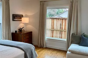 4002 Milton St, West University Place, TX 77005 - Photo 22