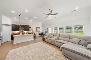 17110 Pinewood Br Dr, New Caney, TX 77357 - Photo 6