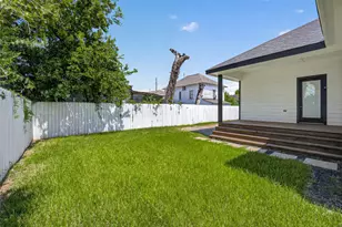409 Winnie St, Houston, TX 77009 - Photo 34