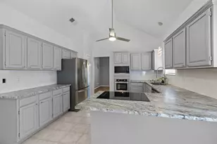 8007 Tustin Dr, Houston, TX 77095 - Photo 10