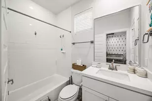 2718 Grand Fountains Dr, Houston, TX 77054 - Photo 20