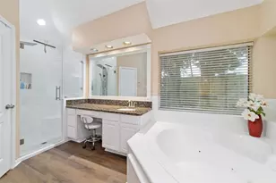 9835 Bestin Ln, Houston, TX 77065 - Photo 16