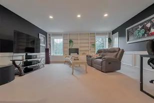 219 Huckleberry Dr, Lake Jackson, TX 77566 - Photo 14