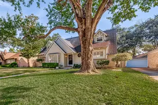 1619 Crystal Hills Dr, Houston, TX 77077 - Photo 44