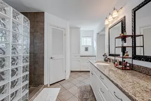 1619 Crystal Hills Dr, Houston, TX 77077 - Photo 10