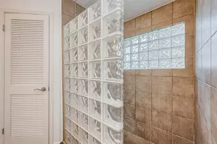 1619 Crystal Hills Dr, Houston, TX 77077 - Photo 36