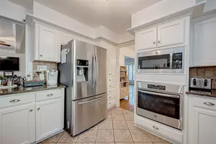 1619 Crystal Hills Dr, Houston, TX 77077 - Photo 18