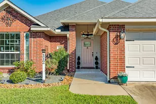 112 Blue Jay Ct, Richwood, TX 77566 - Photo 4