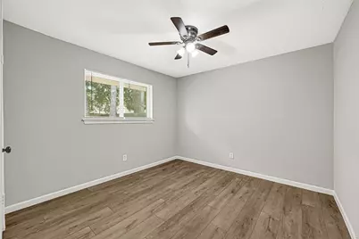 10411 Sagewillow Lane, Houston, TX 77089 - Photo 16