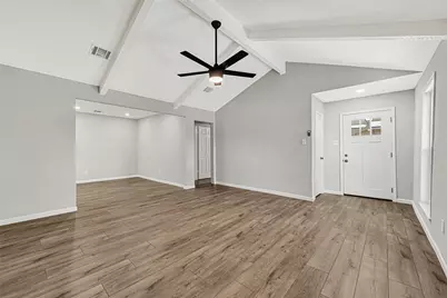 10411 Sagewillow Lane, Houston, TX 77089 - Photo 6
