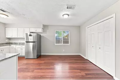 6210 Vinewood Lane, League City, TX 77573 - Photo 10