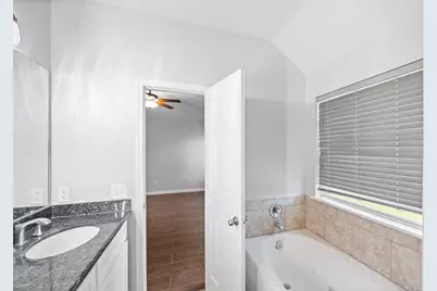 22543 Sweetglen Court, Spring, TX 77373 - Photo 24