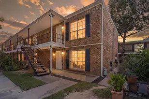 6305 Westward St, Houston, TX 77081 - Photo 1