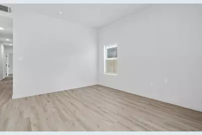 9725 Kerr Street #A, Houston, TX 77029 - Photo 8