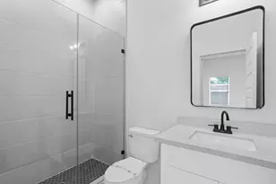 9725 Kerr St, Houston, TX 77029 - Photo 28