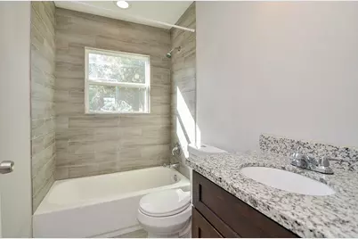 8162 Homewood Lane, Houston, TX 77028 - Photo 16