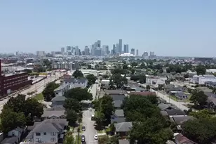 402 Hunt St, Houston, TX 77003 - Photo 16