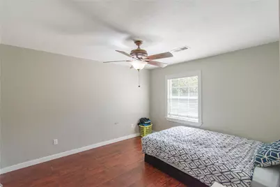 9619 Highmeadow Drive, Houston, TX 77063 - Photo 14