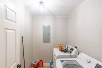 9619 Highmeadow Drive, Houston, TX 77063 - Photo 16