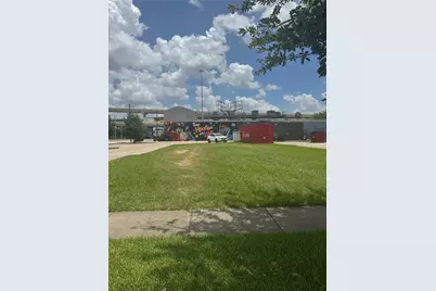 2305 Gray Street, Houston, TX 77003 - Photo 2