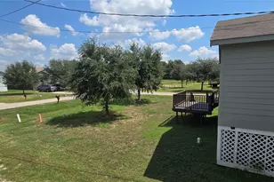 718 E Columbus Dr, Wharton, TX 77488 - Photo 12