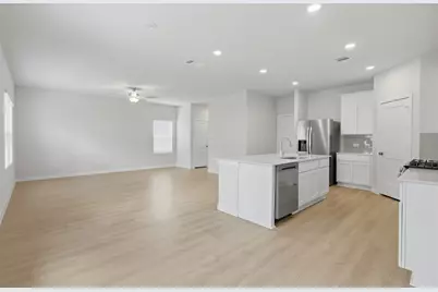 7757 Bergamot Cir, Magnolia, TX 77354 - Photo 6