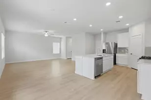 7757 Bergamot Cir, Magnolia, TX 77354 - Photo 6