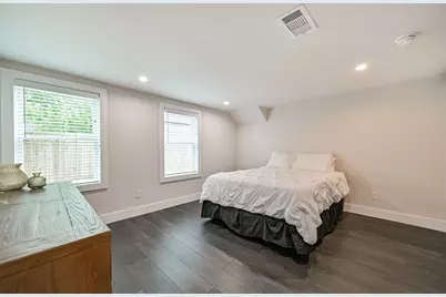 1715 30th Street, Galveston, TX 77550 - Photo 20