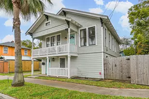 1715 30th St, Galveston, TX 77550 - Photo 4