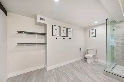 1715 30th Street, Galveston, TX 77550 - Photo 26