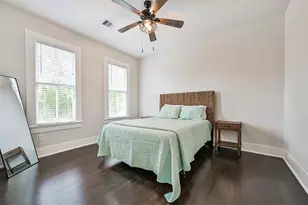 1715 30th St, Galveston, TX 77550 - Photo 18