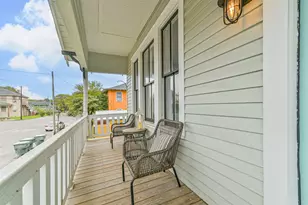 1715 30th St, Galveston, TX 77550 - Photo 34