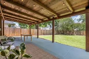 129 April Point Pl, Conroe, TX 77356 - Photo 36