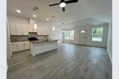 5706 Howell Street #B, Houston, TX 77032 - Photo 6