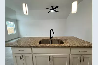 5706 Howell Street #B, Houston, TX 77032 - Photo 14