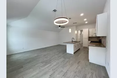 5706 Howell Street #B, Houston, TX 77032 - Photo 10