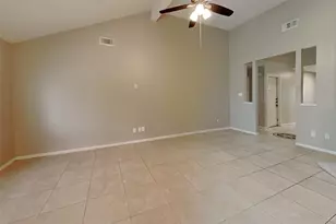 24034 Shaw Perry Ln, Katy, TX 77493 - Photo 2