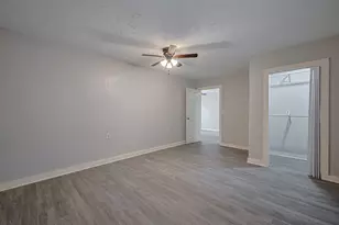 1813 Hatwell St, Houston, TX 77023 - Photo 40