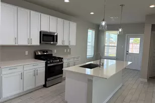 2939 Solitude Pne Ln, Katy, TX 77493 - Photo 4