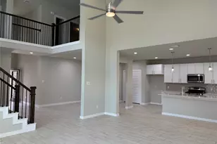 2939 Solitude Pne Ln, Katy, TX 77493 - Photo 2