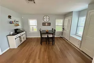 102 S Mattson St, West Columbia, TX 77486 - Photo 6