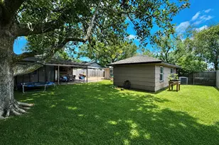 102 S Mattson St, West Columbia, TX 77486 - Photo 28